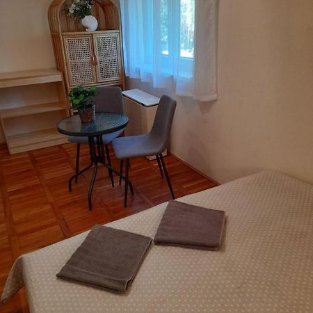 Zoeld Sziget Apartmanlakas Eger Eksteriør billede