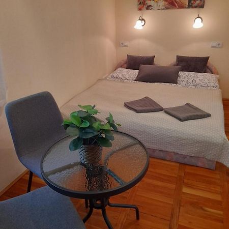 Zoeld Sziget Apartmanlakas Eger Eksteriør billede