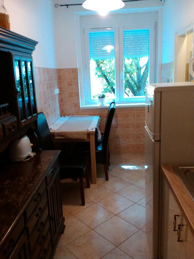 Zoeld Sziget Apartmanlakas Eger Eksteriør billede